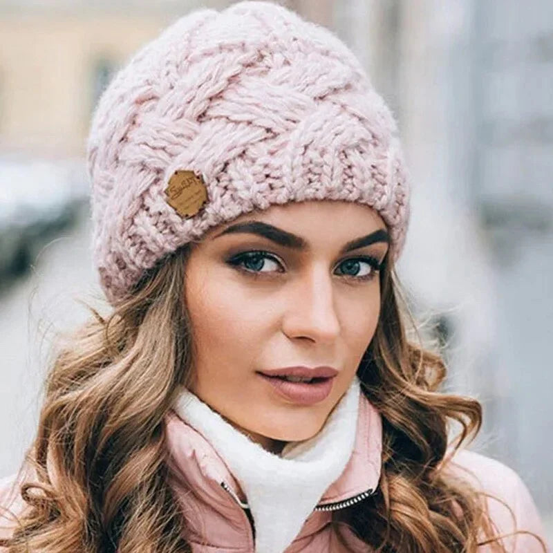 Damen Weiche Strickmütze mit Zopfmuster | Drune