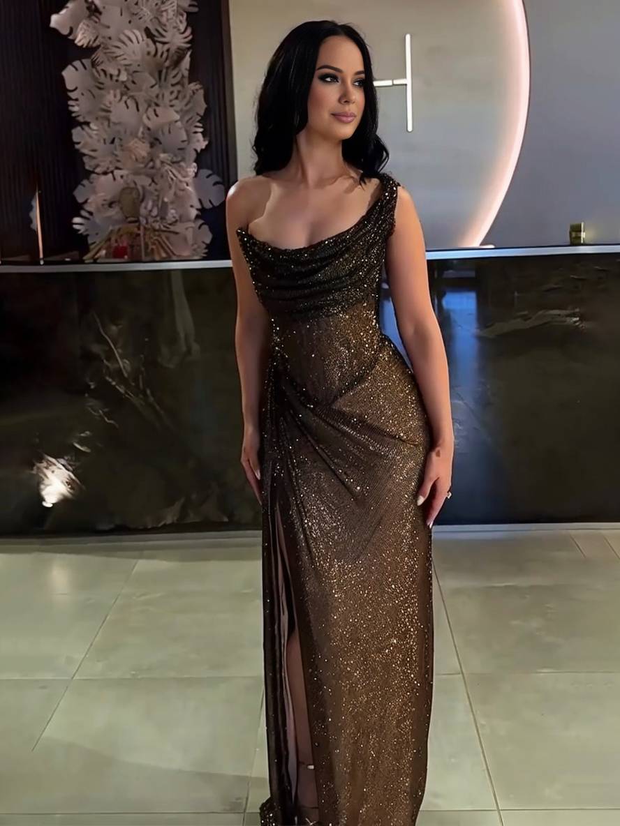 Drune | Langes Fitted Unregelmäßiges Seitenriss Ärmellos Elegant Damen Ball Prom Abendkleid