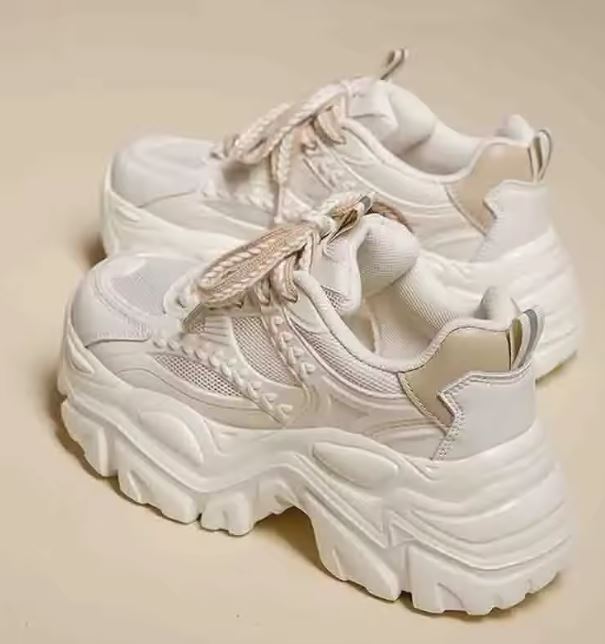 Drune | Plateau Sneakers mit Modernem Look