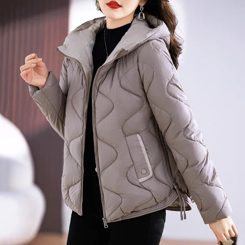 Drune | Damen Steppjacke mit Kapuze und Reißverschluss