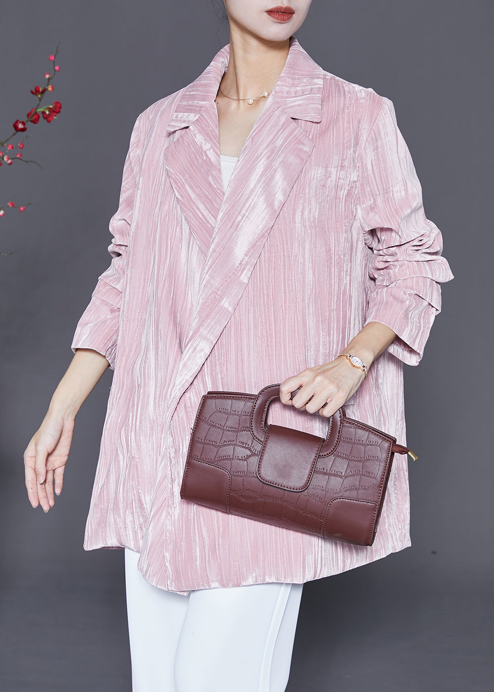 Drune | Pink Notched Oversized Seidenveloursjacken