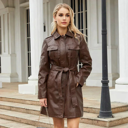 Drune | Lange Damenjacke aus Kunstleder mit Gürtel