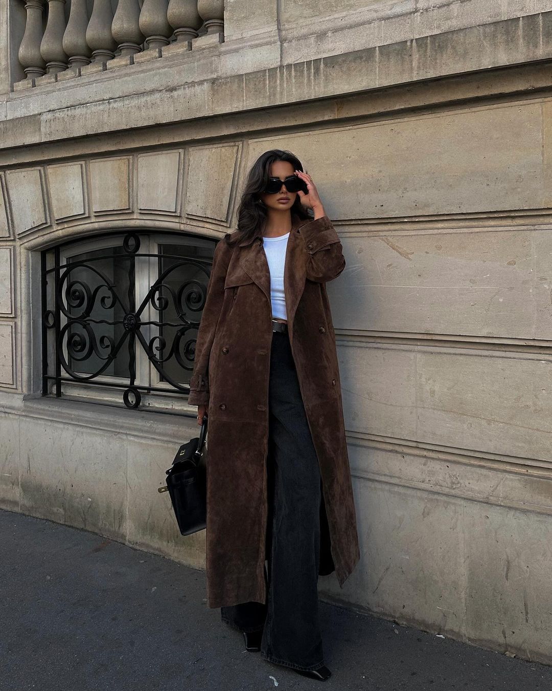 Drune | Damen Stilvoller Langer Trenchcoat mit Reverskragen und Knopfverschluss