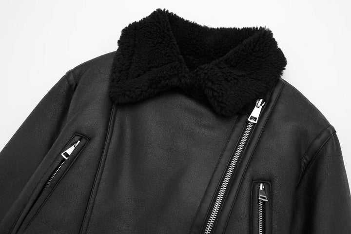 Drune | Schicke Schwarze PU-Lederjacke mit Fellkragen
