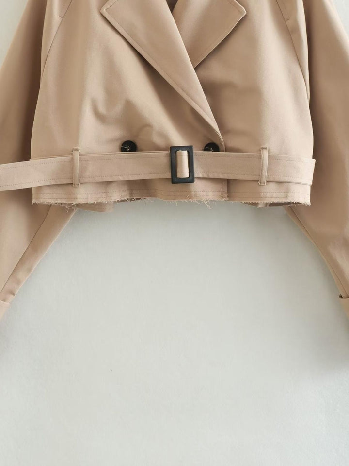 Drune | Klassische Beige Damenkurzjacke Für Alle Anlässe