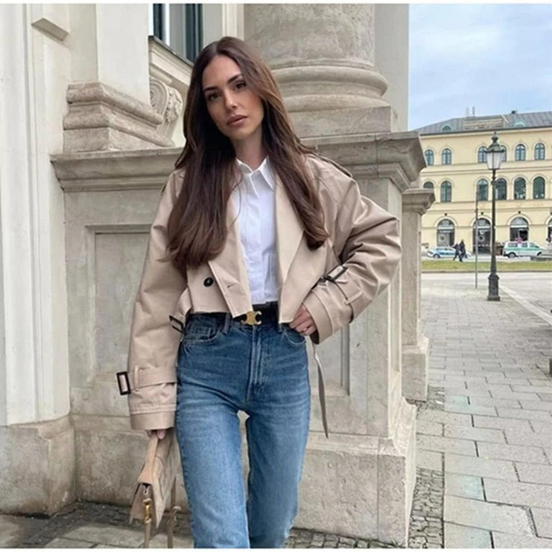Drune | Klassische Beige Damenkurzjacke Für Alle Anlässe