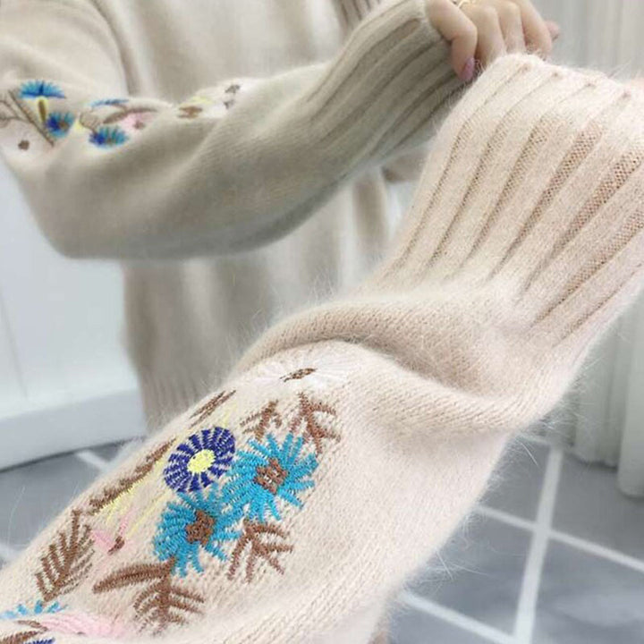 Drune | Strickpullover mit floraler Stickerei