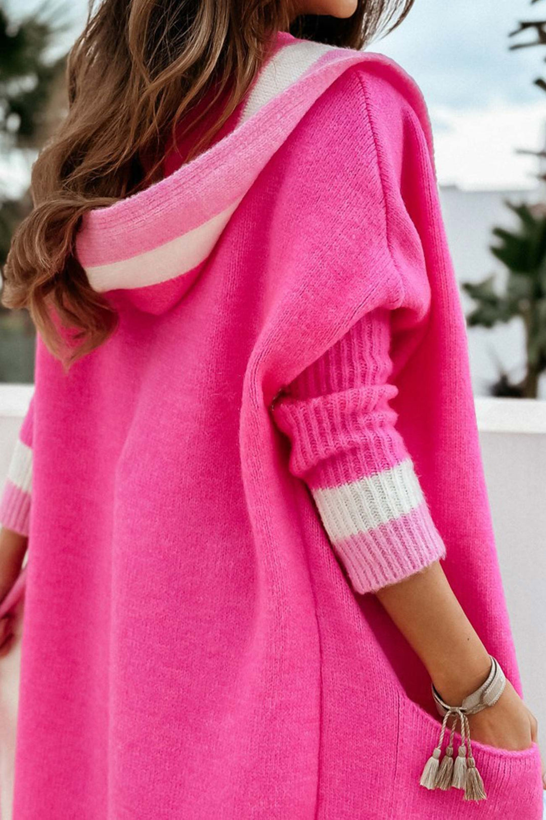 Drune | Langer Cardigan mit Kapuze und kontrastierendem Design