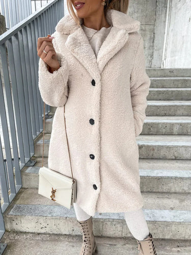 Drune | Lange Jacke, Teddylook mit Knöpfen