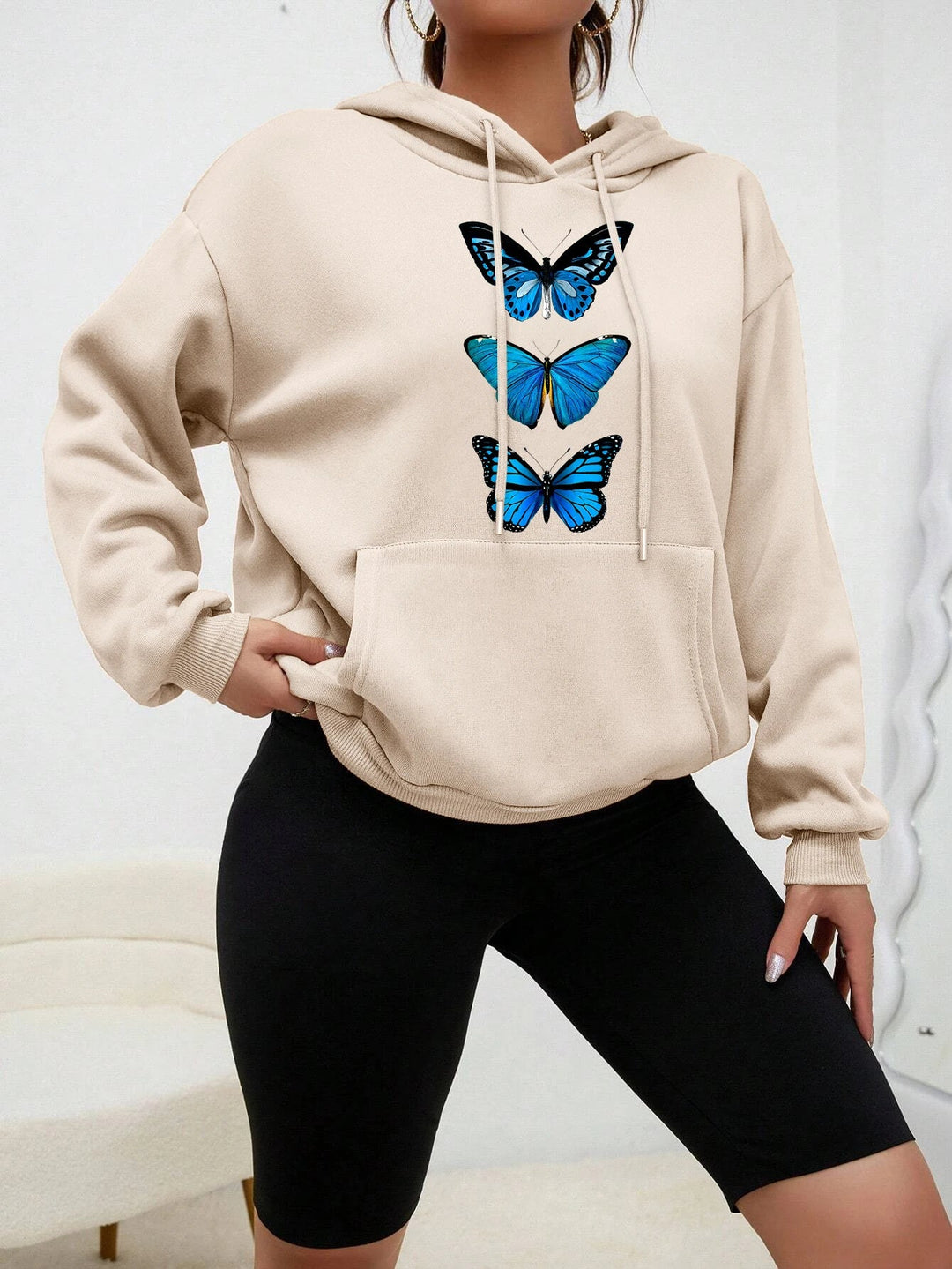 Drune | Hoodie mit Schmetterlingsdesign