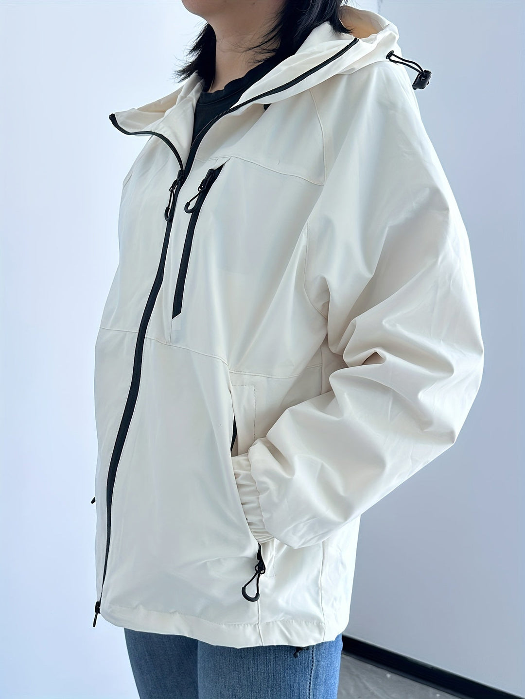 Drune | Wasserdichte Damenjacke mit Kapuze