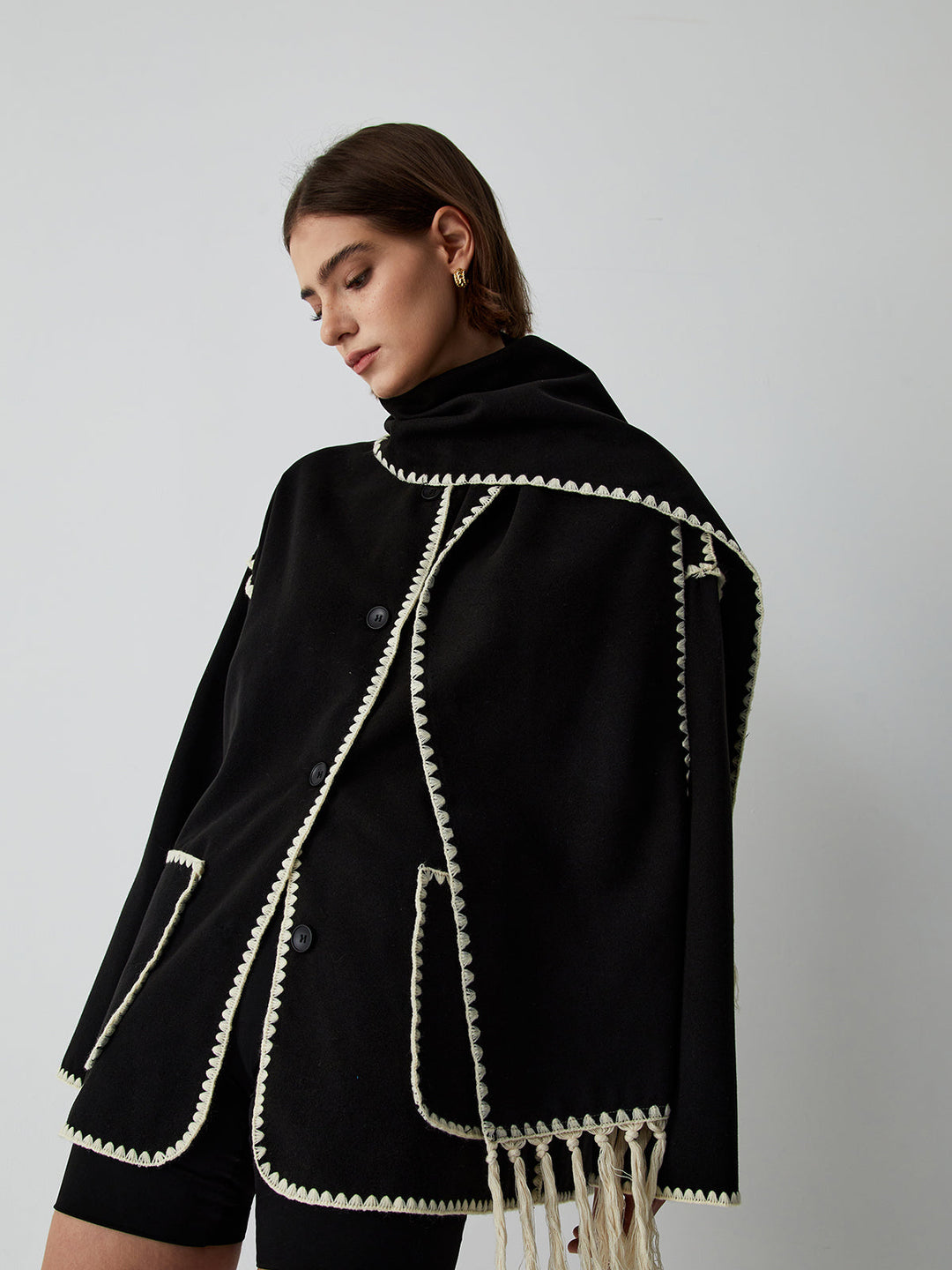 Drune | Damenjacke mit kontrastierenden Paspeln und eleganter Schal Alesha