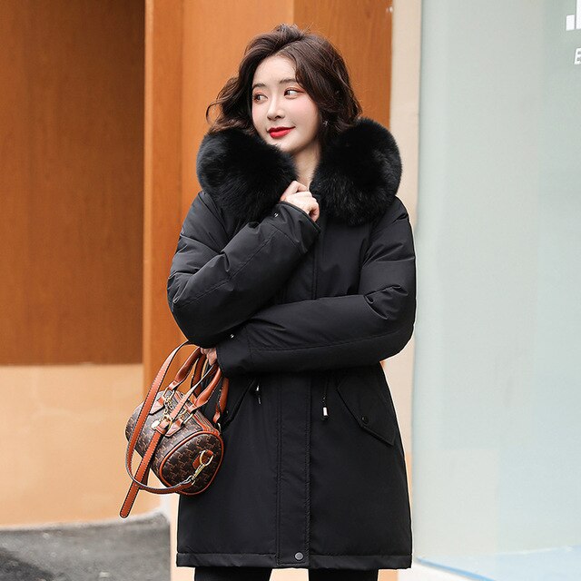Drune und Chic: Parka-Jacke 'Elena' mit Fellkragen