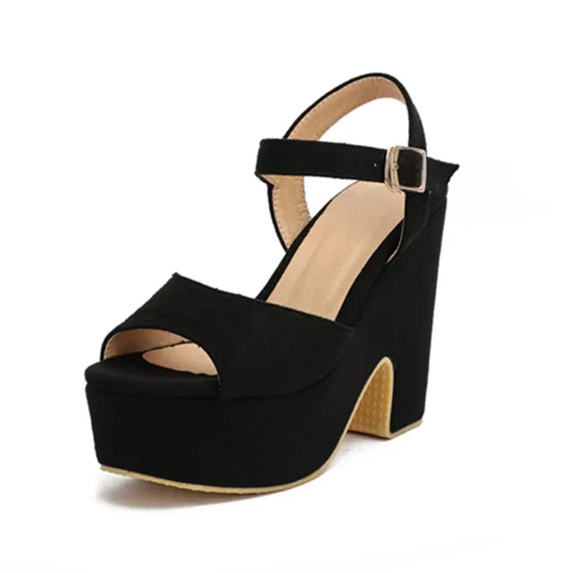Drune | Trendige Sandalen mit Blockabsatz
