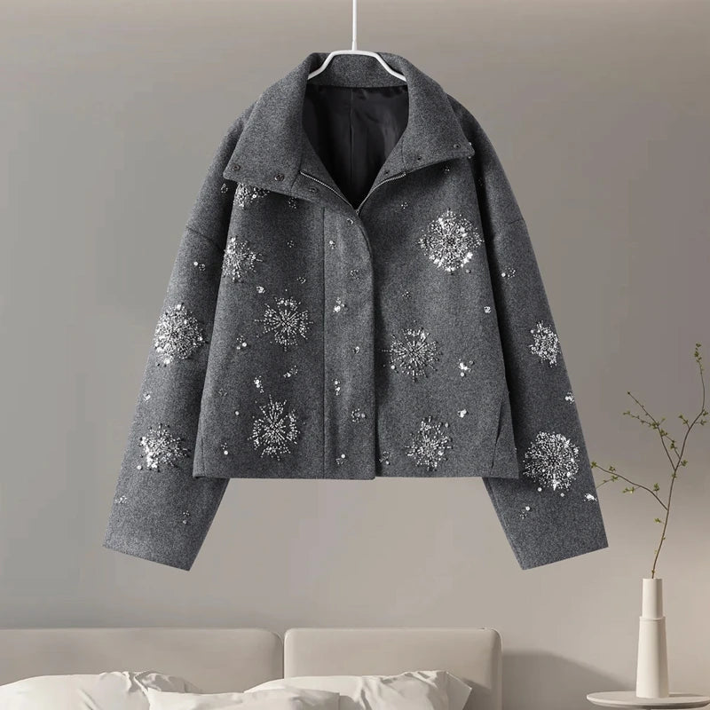 Drune | Damen Bestickter Peacoat Mantel mit Perlen und Hohem Kragen