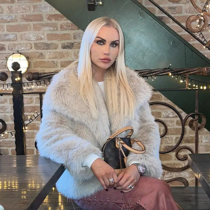 Drune | Damen Warme Winterjacke Aus Kunstfell mit Breitem Revers