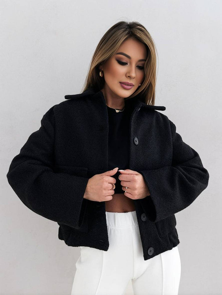 Drune | Damen Wolljacke mit Knopfverschluss und lockerer Passform
