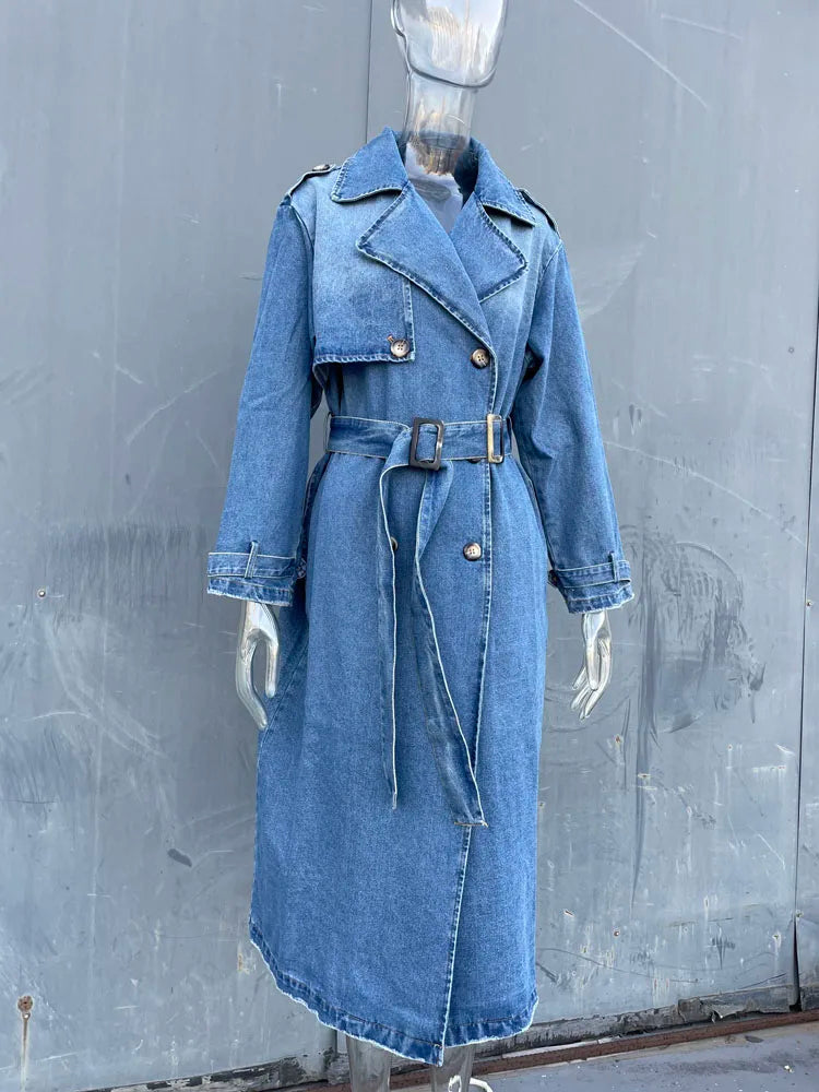 Drune | Trenchcoats Mit Klassischer Silhouette