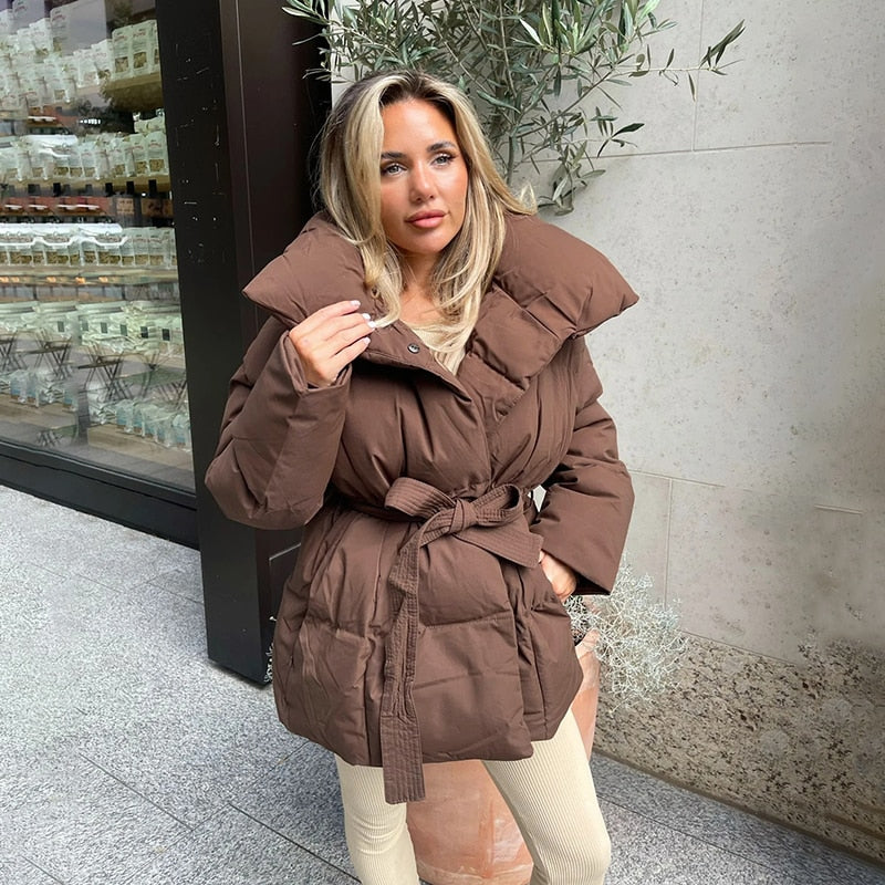 Drune | Damen Dicke Winterjacke mit Gürtel und Hohem Kragen