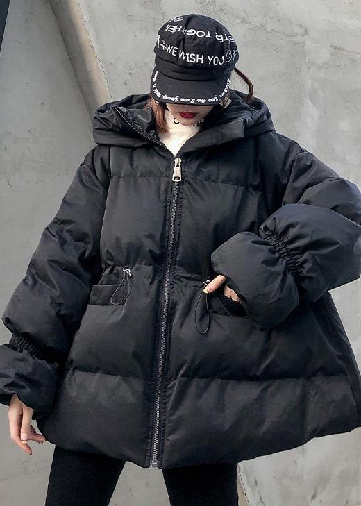 Drune | Locker sitzende Winterjacke mit Kordelzug Mäntel schwarz Kapuzen Damen Parka