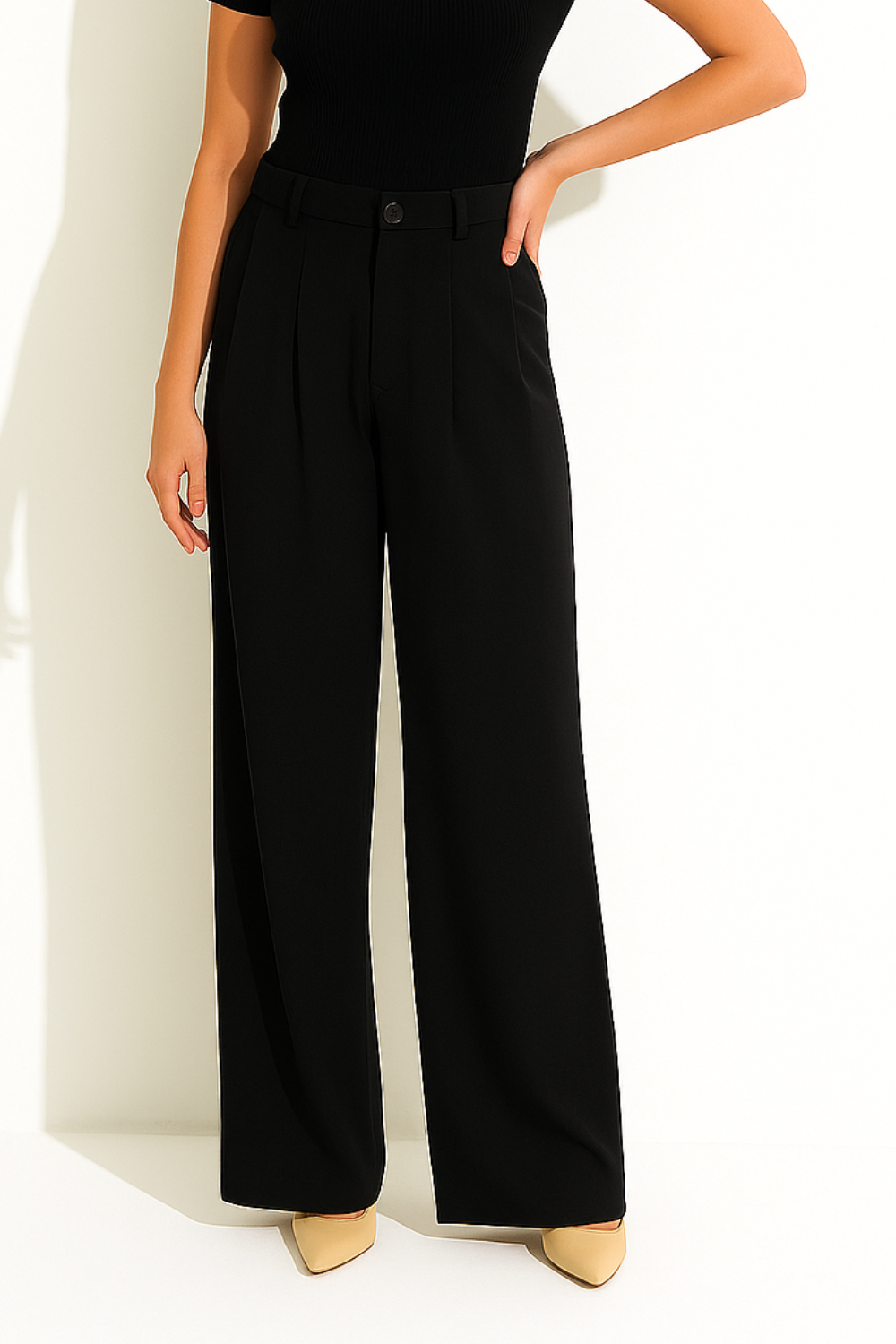 Drune | Stoffhose mit Bundfalten und weitem Bein