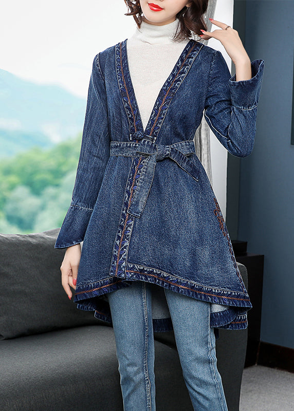 Drune | Blaue Low High Design V-Ausschnitt bestickte Baumwolle Denim Trenchcoats Langarm