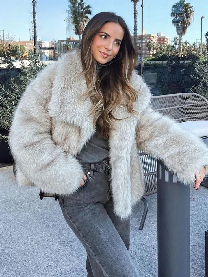 Drune | Pelzjacke Kurz Kunstpelz Fluffy Jacke Frauen Winterjacke