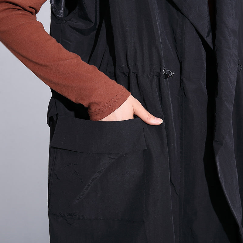 Drune | schwarze Baumwollmischung Tops Übergrößen Kapuzenbindung Taille Kleidung Tops Elegante ärmellose Mäntel