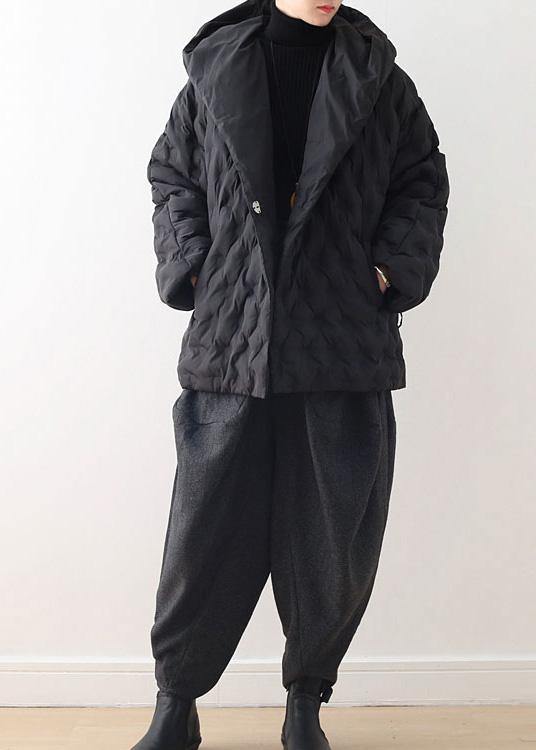 Drune | schwarzer Kurz-Gänsedaunenmantel oversize mit Kapuze Damenparka mit Kordelzug warme Jacken