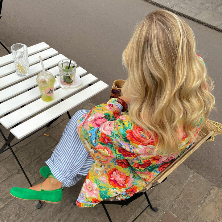 Drune - Damen lebendige Blumenjacke mit auffälligen Knöpfen