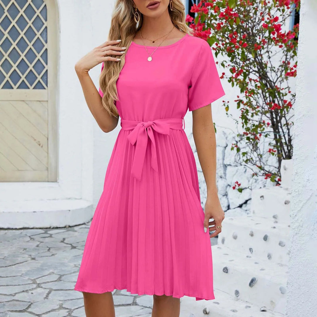 Drune | Lässiges Knielanges Kleid mit Gürtel und Kurzen Ärmeln