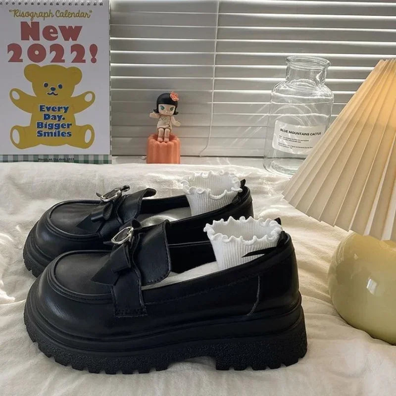 Drune | Schicke Loafer mit Herz-Schnalle und Tartan-Futter