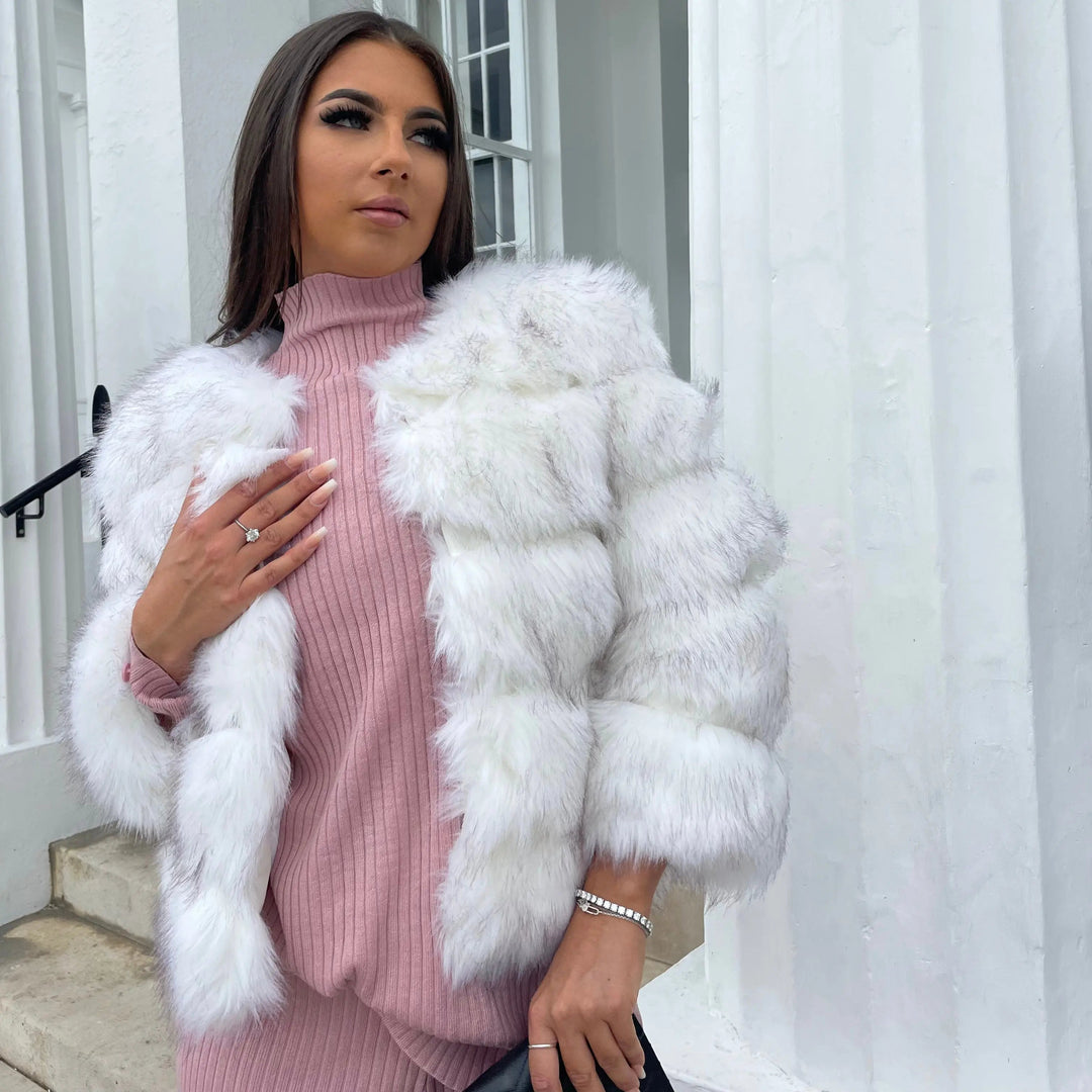 Drune | Hochwertige Kunstfell Jacke Edles Design für Eleganz und Komfort