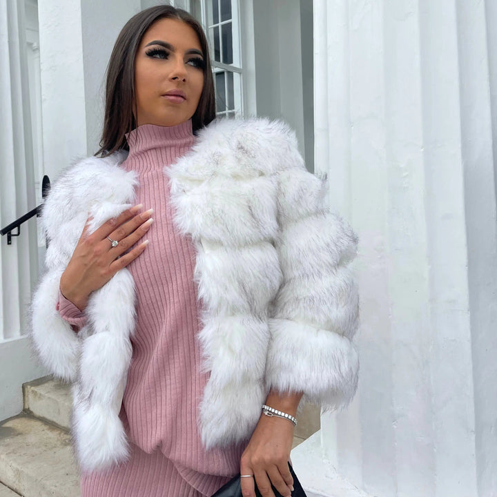 Drune | Hochwertige Kunstfell Jacke Edles Design für Eleganz und Komfort