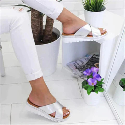 Drune | Die Trendsetzenden Ortho-Sandalen