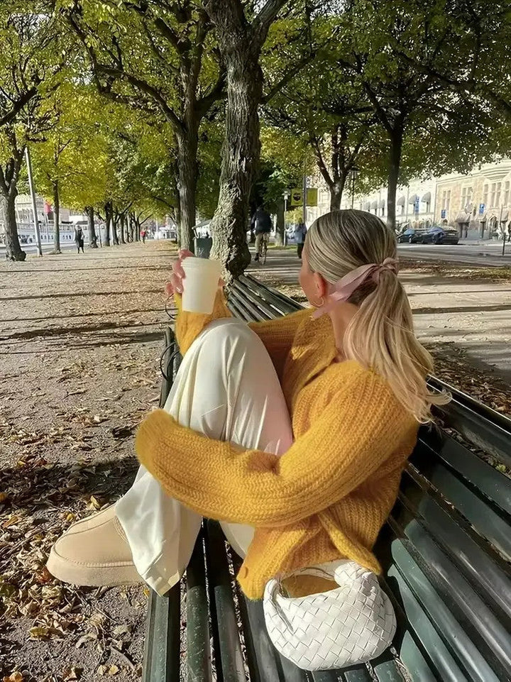 Drune | Damen Gerippt Strickjacke mit Knopfverschluss und Rundem Ausschnitt