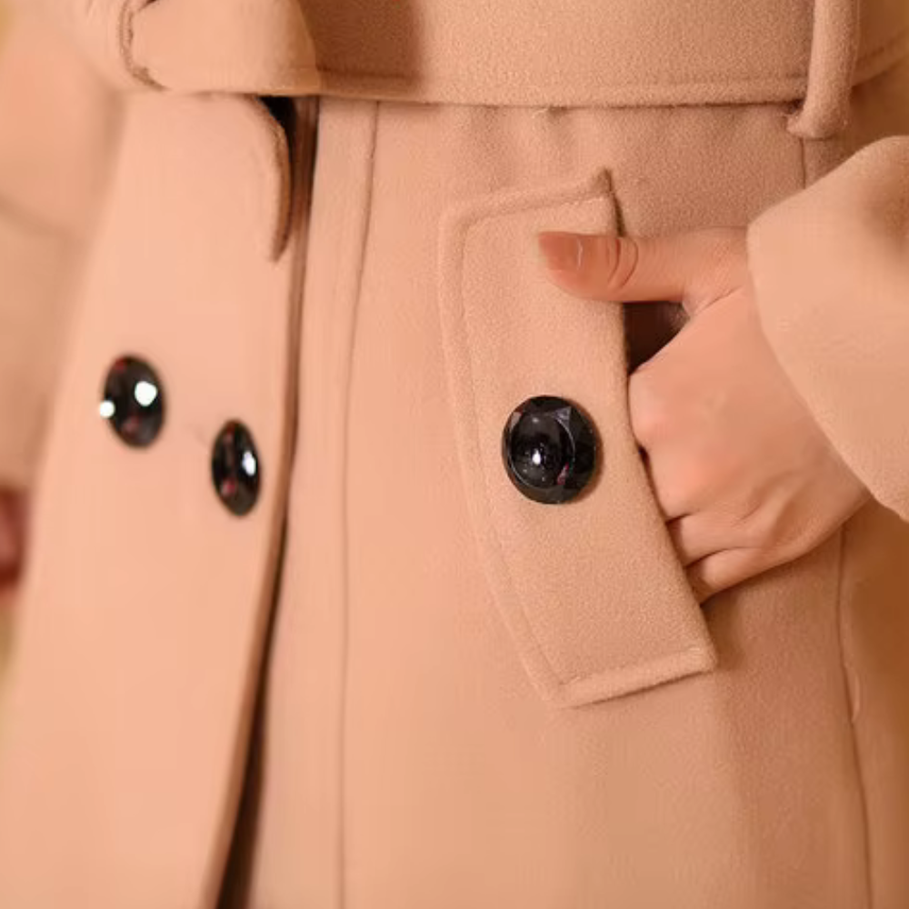 Drune | Doppelreiher Trenchcoat Wollmischung Taillierte Passform Kunstpelzkragen