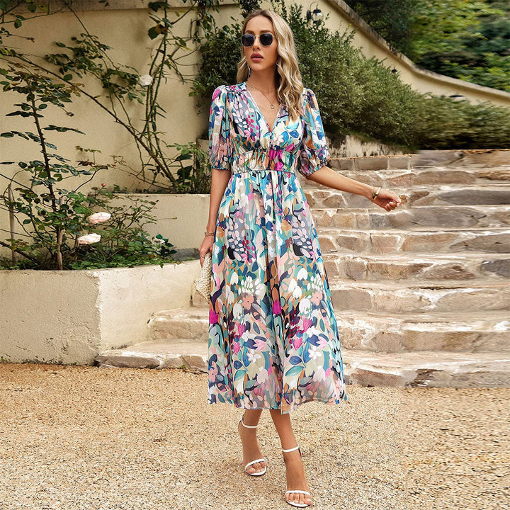 Drune - Elegantes Midikleid mit V-Ausschnitt