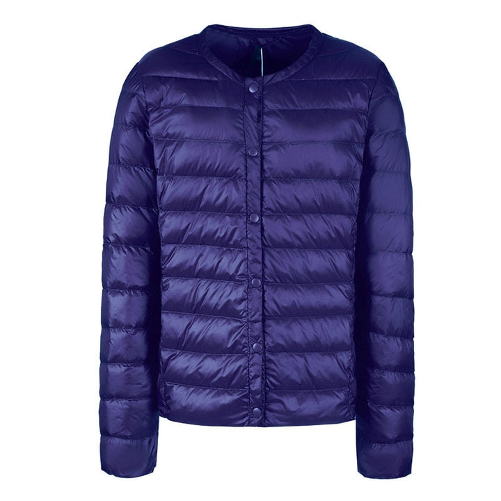 Drune | Elegance Essential" kragenlose kompakte Daunenjacke