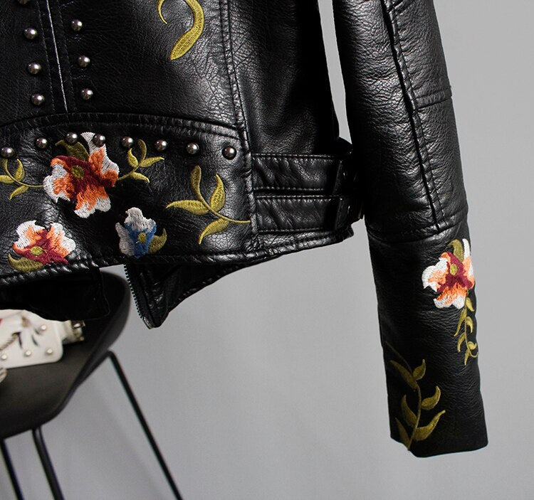 Drune | Stilvolle Blütenblumenjacke für Damen
