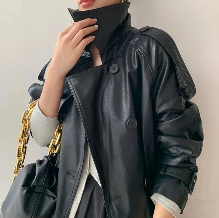 Drune | Damenjacke - Zeitloser Lederlook mit eleganten Details