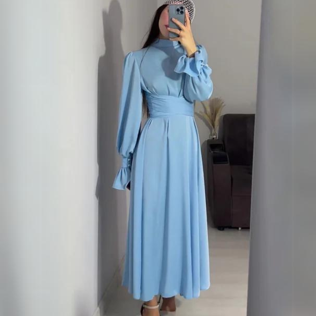 Drune | Das Seidig Weiche Kleid mit Langen Ärmeln