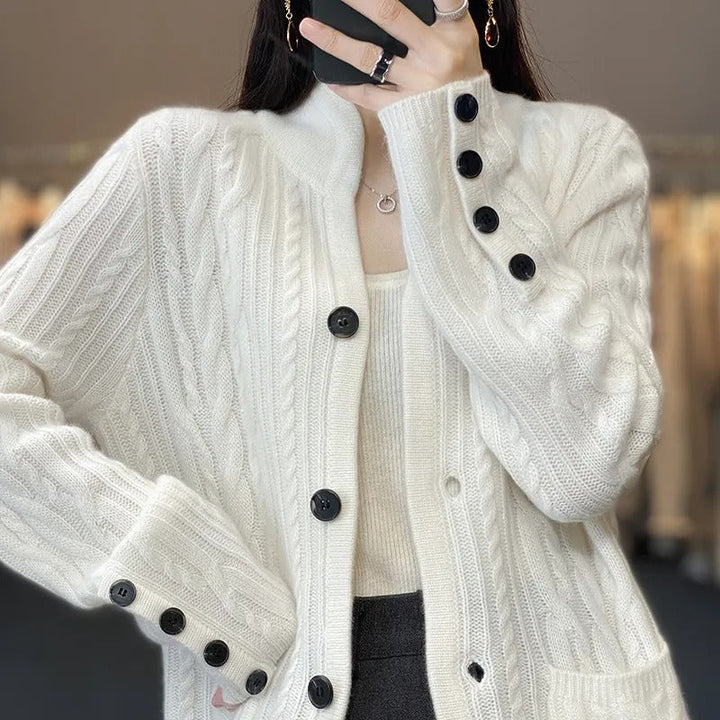 Drune | Weißer Strickpullover für einen zeitlosen Stil