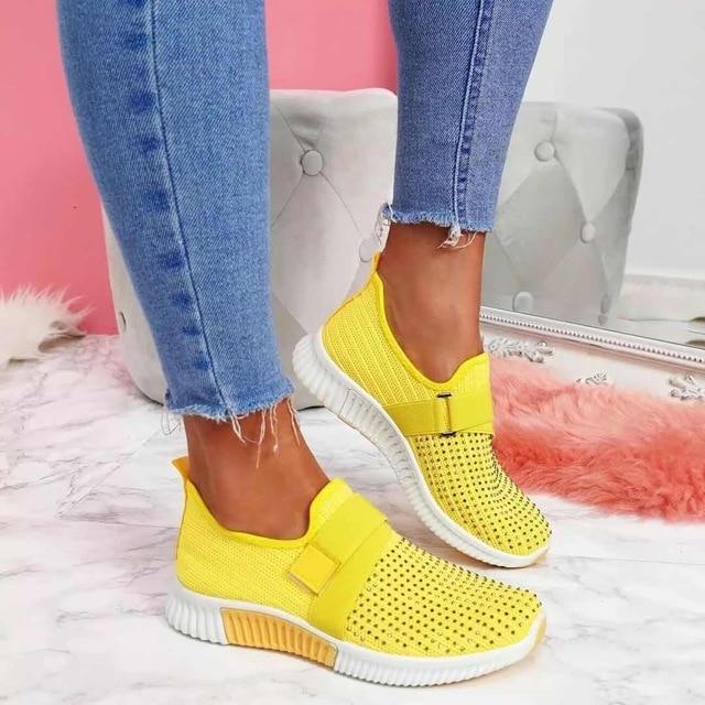 Drune | Slip-On-Sneaker Für Damen Mit Klettverschluss Verbessern Sie Ihre Laufhaltung!