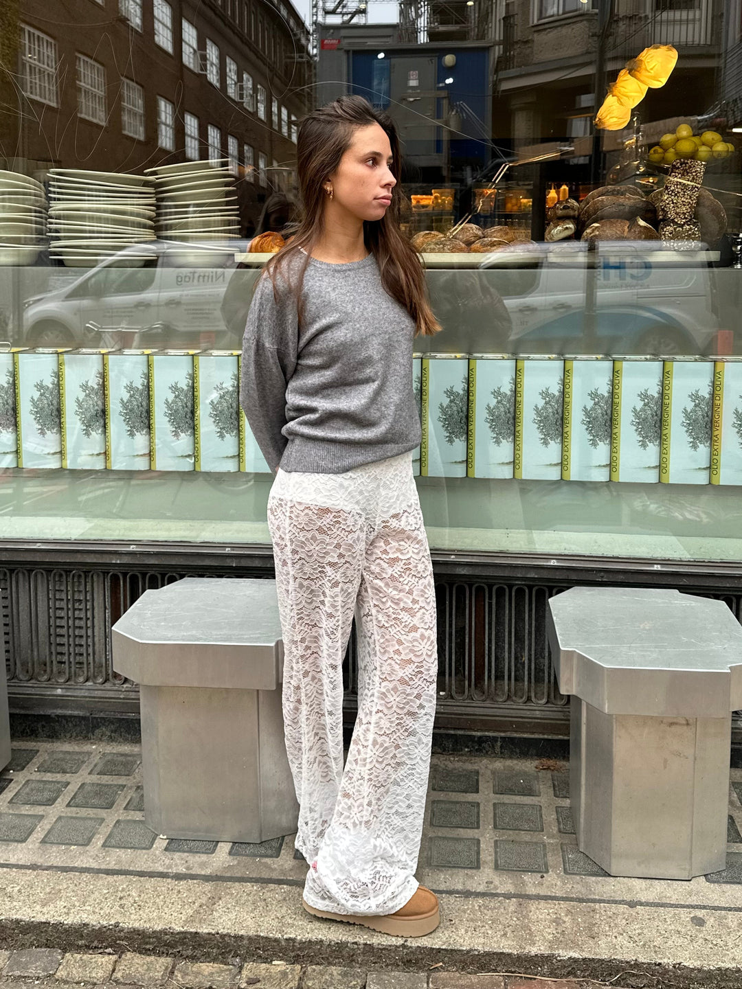 Drune | Elegante Damenhose mit Spitze und Weitem Bein