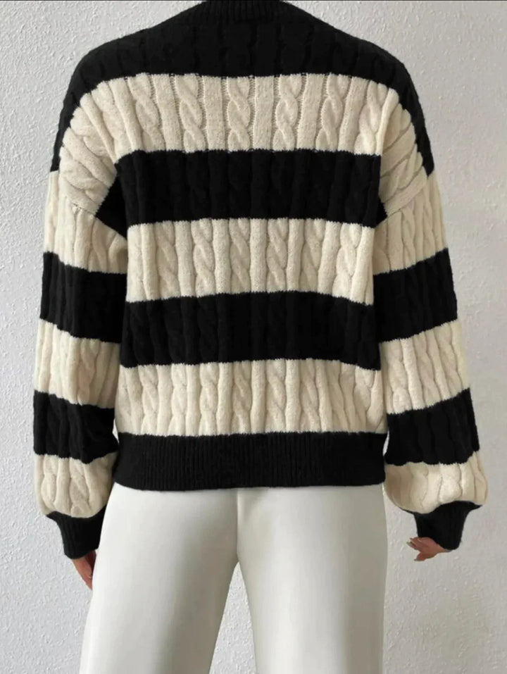Drune | Gestreifter eleganter Pullover mit V-Ausschnitt