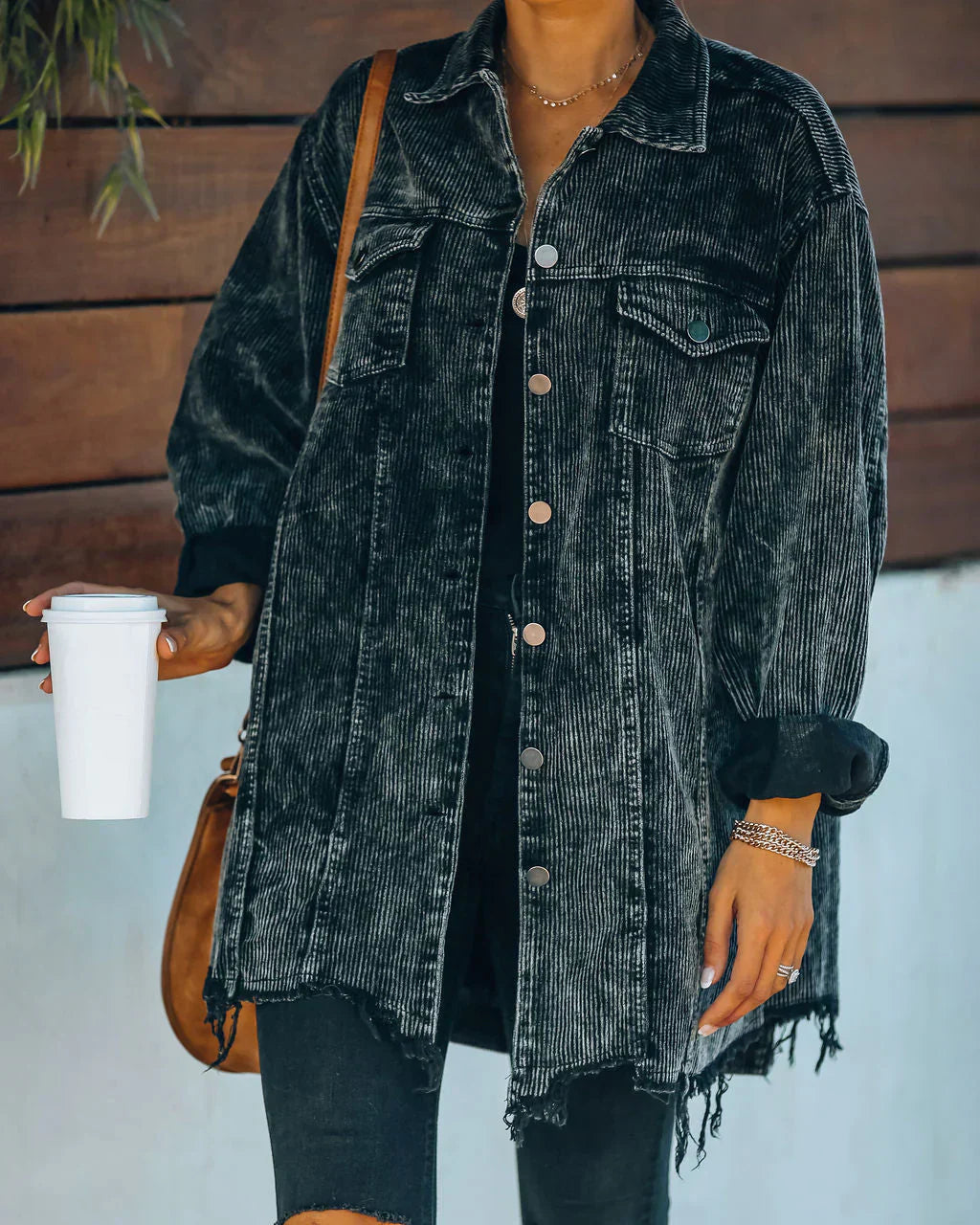 Drune | Elegante Jacke mit abgenutzten Details und bequemen Taschen in Grau