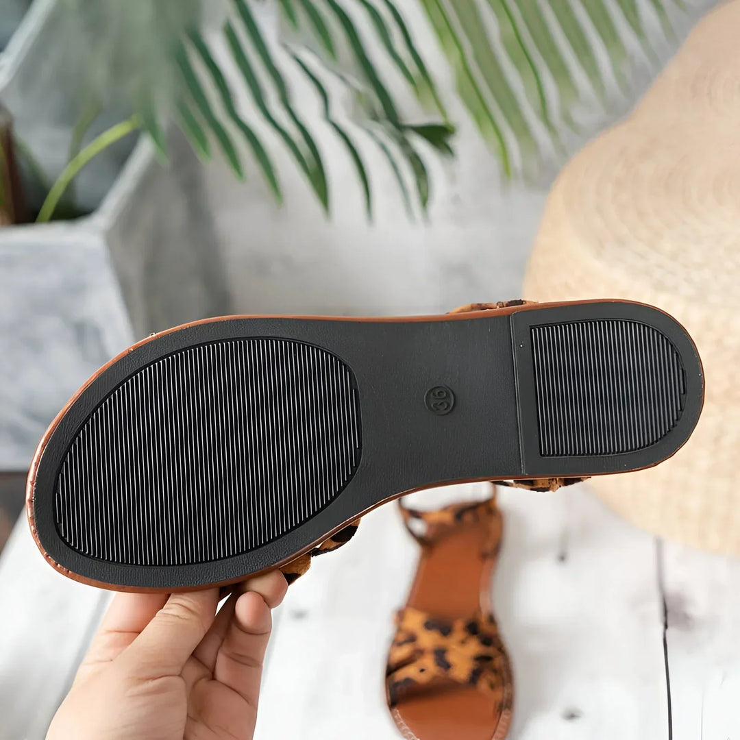 Drune | Sommerliche Flats Im Animal Print