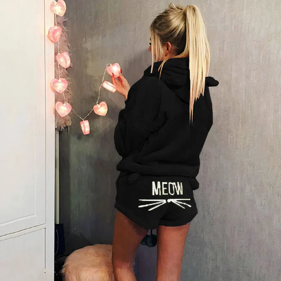 Drune | damen pyjama oberteil und shorts set