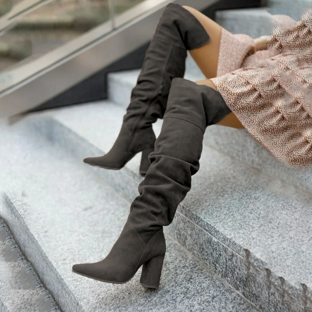 Drune | Oberschenkelhohe Stiefel